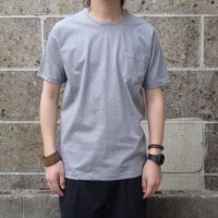 gicipiI (ジチピ) CREW NECK POCKET T-Shirt グレー