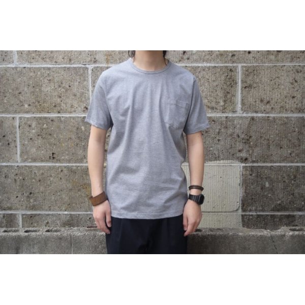 画像1: gicipiI (ジチピ) CREW NECK POCKET T-Shirt グレー