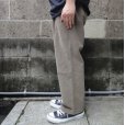 画像2: RICCARDO METHA (リカルドメッサ) 1TUCK WIDE TROUSERS コーデュロイ ベージュ (2)