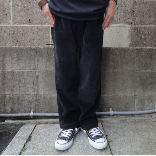 他の写真1: RICCARDO METHA (リカルドメッサ) 1TUCK WIDE TROUSERS コーデュロイ ブラック