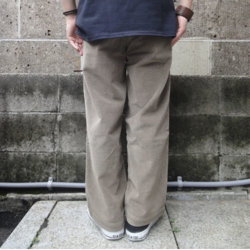 他の写真3: RICCARDO METHA (リカルドメッサ) 1TUCK WIDE TROUSERS コーデュロイ ベージュ