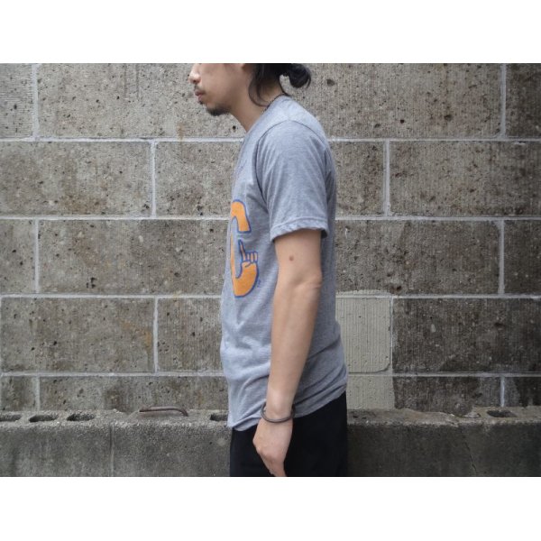 画像2: PALMER CASH (パルマーキャッシュ) NYC HANDS T-Shirts グレー 