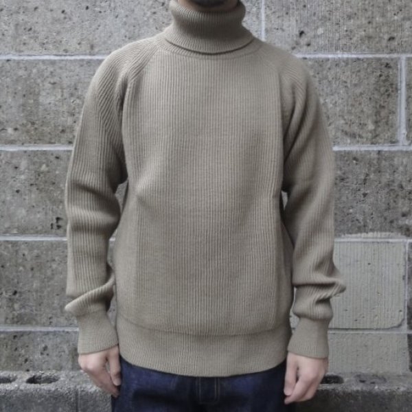 画像1: VINCENT ET MIREILLE (ヴァンソンエミレイユ) TURTLE NECK SWEATER 8GG AZE カーキ