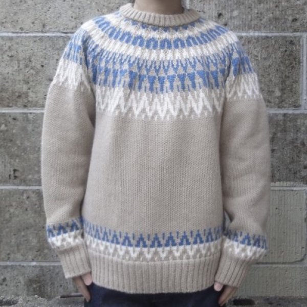 画像1: GUERNSEY WOOLLENS (ガンジーウーレンズ) ICEMAN CREW NECK ベージュ