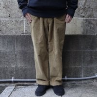 RICCARDO METHA (リカルドメッサ) 1TUCK WIDE PANTS CORDUROY カーキ