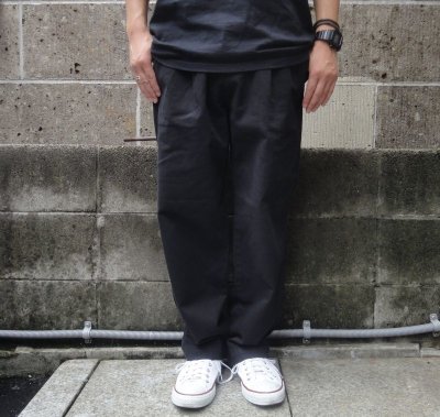 画像1: RICCARDO METHA (リカルドメッサ) ONE TUCK WIDE TROUSERS TWILL ブラック