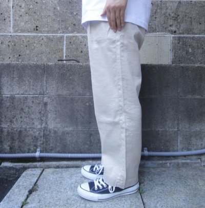 画像2: RICCARDO METHA (リカルドメッサ) ONE TUCK WIDE TROUSERS COTTON LINEN ベージュ