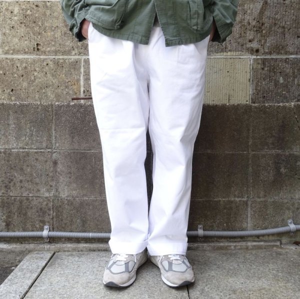 画像1: RICCARDO METHA (リカルドメッサ) 1TUCK WIDE PANTS DRAGON TWILL ホワイト (1)