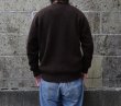 画像7: Jamieson’s (ジャミーソンズ) Plain Saddle Shoulder crew neck ミディアムブラウン (7)