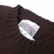 画像3: Jamieson’s (ジャミーソンズ) Plain Saddle Shoulder crew neck ミディアムブラウン (3)