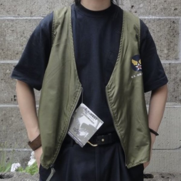 画像1: Deadstock ALPHA INDUSTRIES アルファ E-1 ラジオベスト  (1)